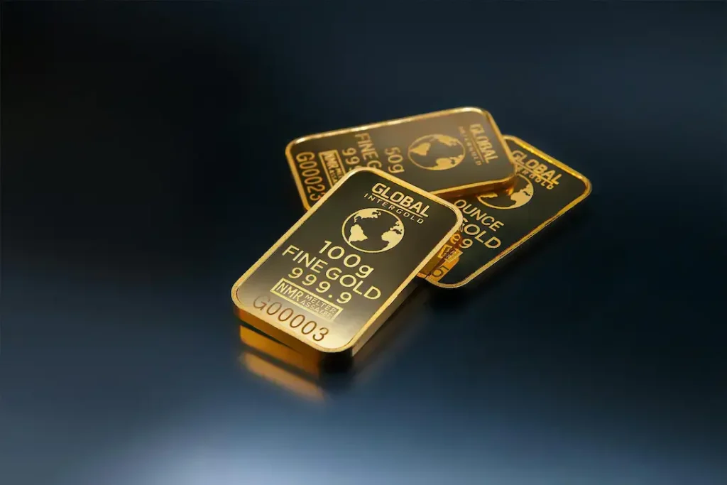 سقوط قیمت طلا و صعود بیت کوین